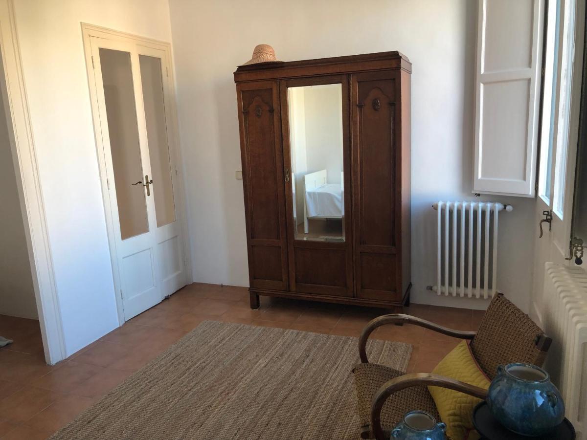 Family B&B Homefromhomees Сан Фелиу де Гиксолс Екстериор снимка