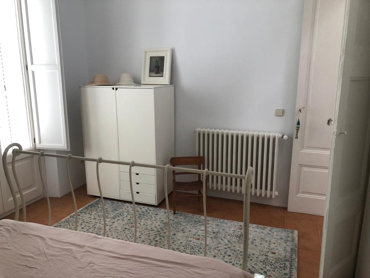 Family B&B Homefromhomees Сан Фелиу де Гиксолс Екстериор снимка