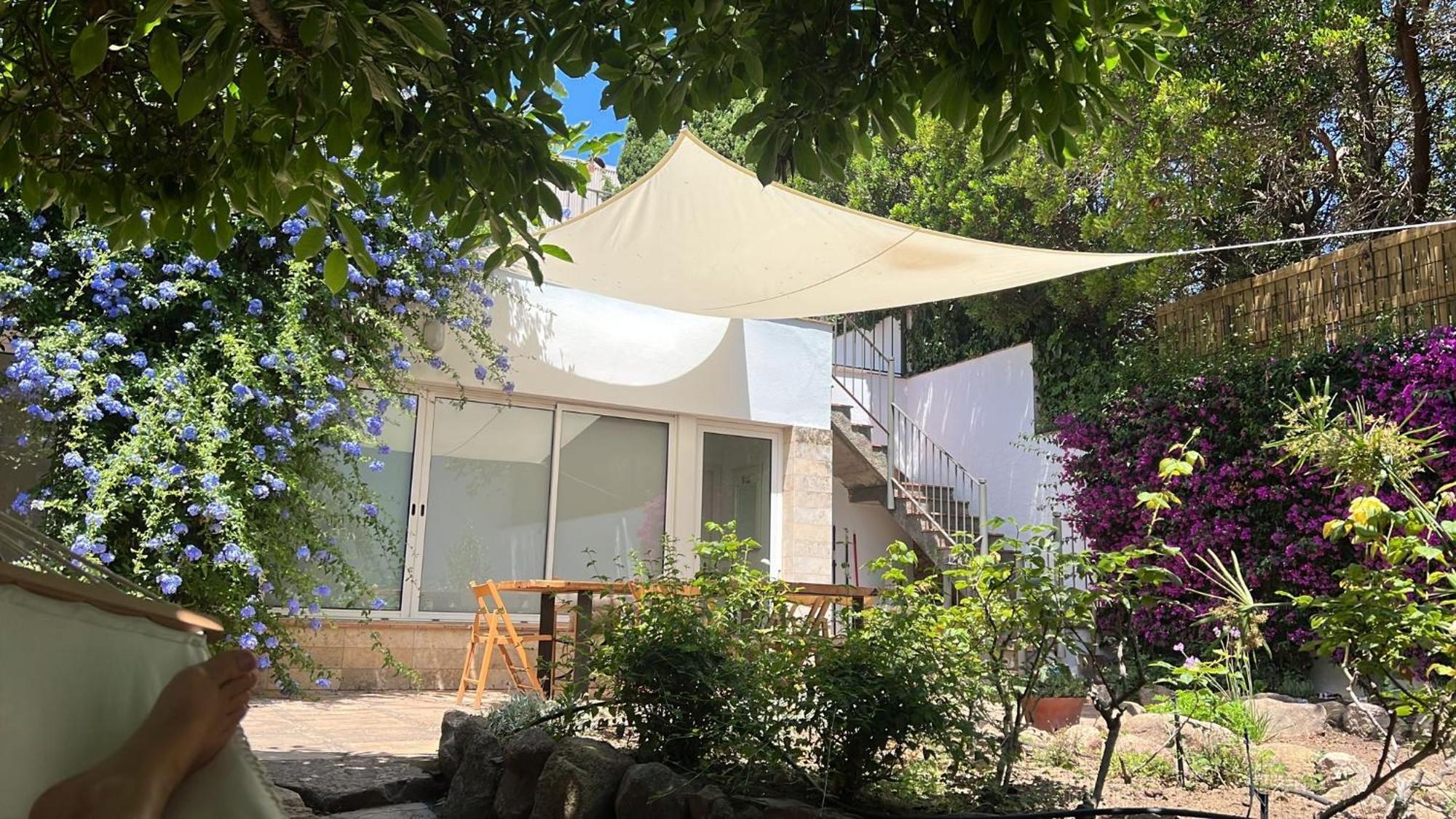 Family B&B Homefromhomees Сан Фелиу де Гиксолс Екстериор снимка
